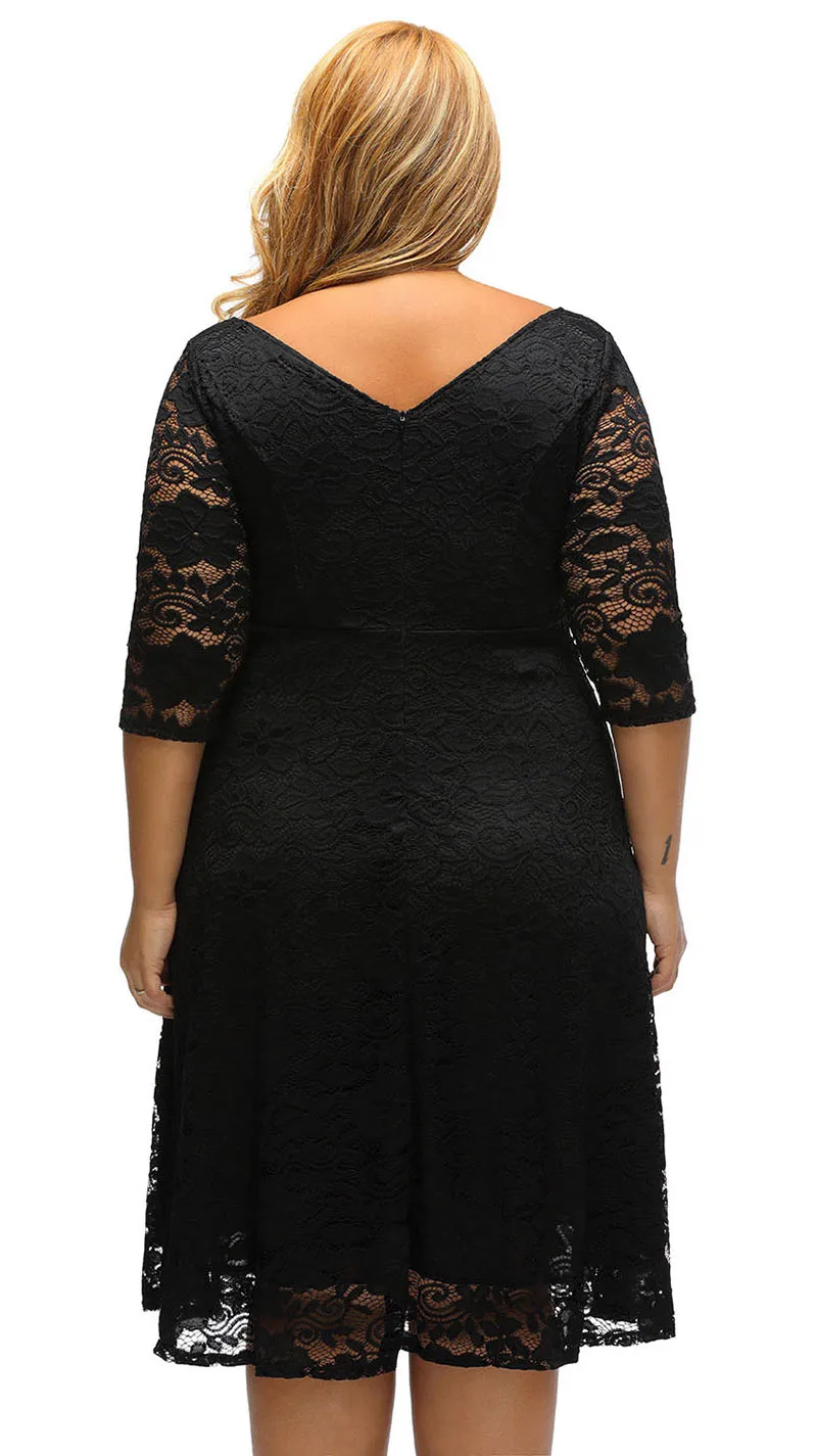 Black-Floral-Lace-Sleeved-Fit-and-Flare-Curvy-Dress-LC61395-2-2