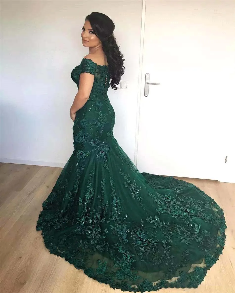 

Sparkly African Dark Green Mermaid Evening Dresses 2019 Off the Shoulder Lace Sequins Corset Back Long Prom Celebrity Gowns BC07