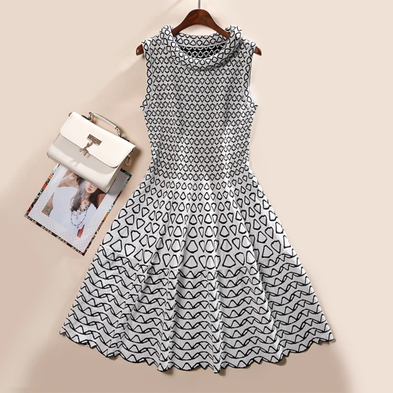 Black and white sleeveless dress outfit hilfiger try