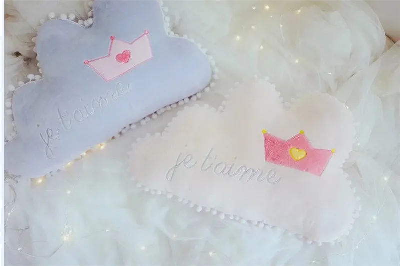 2017 New Romantic Clouds with French Words Plush Toys Cute Cartoon Clouds Pillow Cushion Baby Kids Room Decor Dolls 3555cm (1)