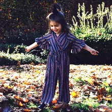 Летний Повседневный свободный спортивный костюм в полоску с v-образным вырезом для маленьких девочек; комбинезон; цельнокроеная одежда на завязках