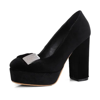 

The spring and autumn period and the round head light mouth single shoes 2018 new thick with waterproo