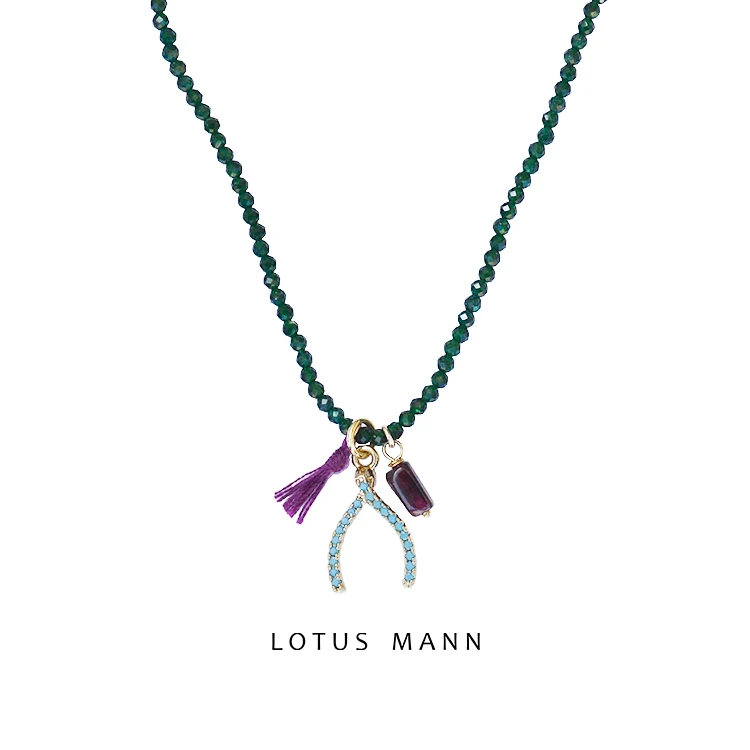 

Lotus Mann green sand/mixed stones mini choker