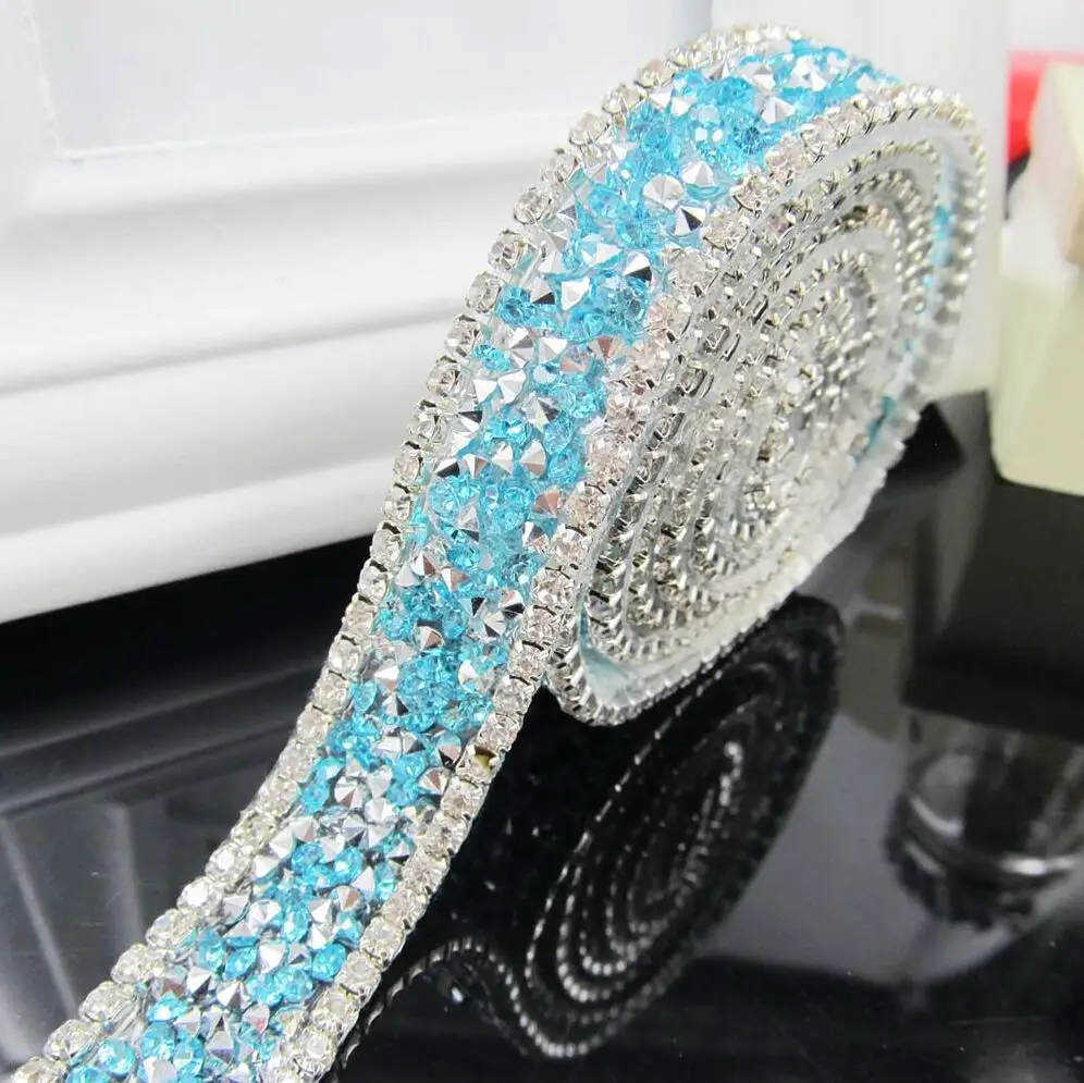 light blue Стразы окантовка, 10 ярдов/партия, отделка из кристаллов и серебра, голубой, розовый, золотой топаз, фиолетовый цвет, отделка одежды - Цвет: light blue