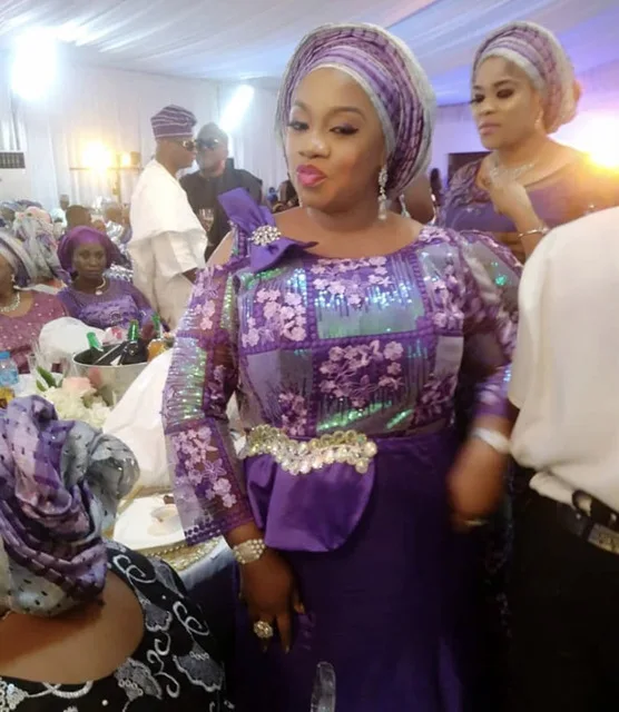 nigerian-lace-fabrics-5yard-Luxury-african-lace-fabric-with-sequin-flower-design-high-quality-sequin-fabric.jpg_640x640