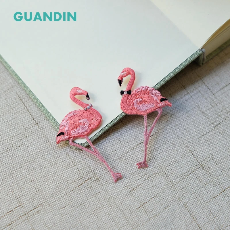 

GUANDIN,2019New Embroidery Patch,Cloth Sticker,Applique Ironing For Cloth/Jeans/Bags/Shoes,DIY Accessories,Flamingo Series,1pcs