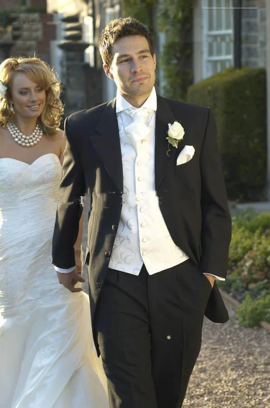 Fashion Custom Made New Groom Tuxedos (Jacket+Pants+Tie+Vest) Wedding Men's Suit Bridegroom Suitswedding men clothes