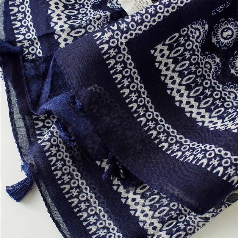 Для женщин Мода темно синие цветочные кистовидная вискоза шарф Испания Lxury Брендовые женские шали и палантины Pshimina палантин мусульманский хиджаб