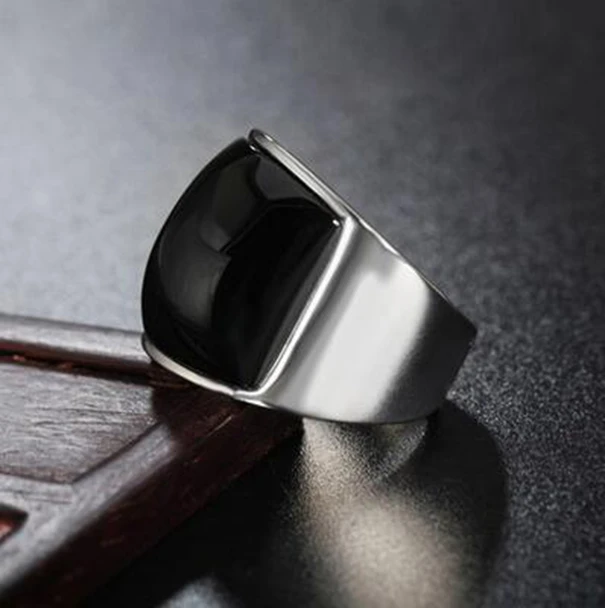 

New Fashion Rings Punk 361L Stainless Steel Vintage Rings with Black Opal Rings for Party