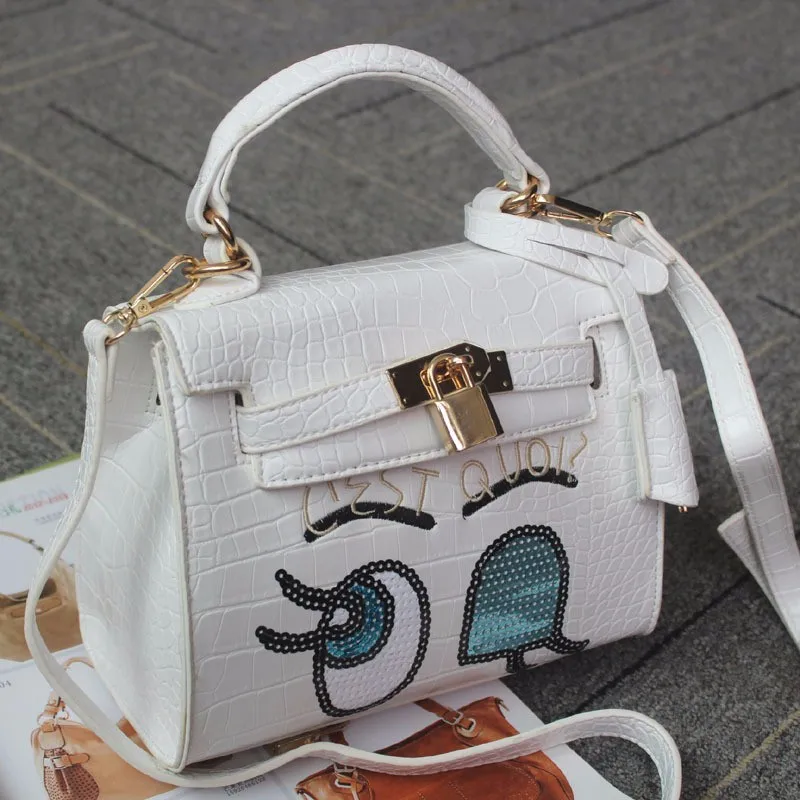 2174497538_1203011947