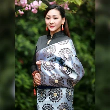 China National clothes robe flower tier clothing Tibetan female dress cangpao Mo class queen single-layer New Tibet Costume
