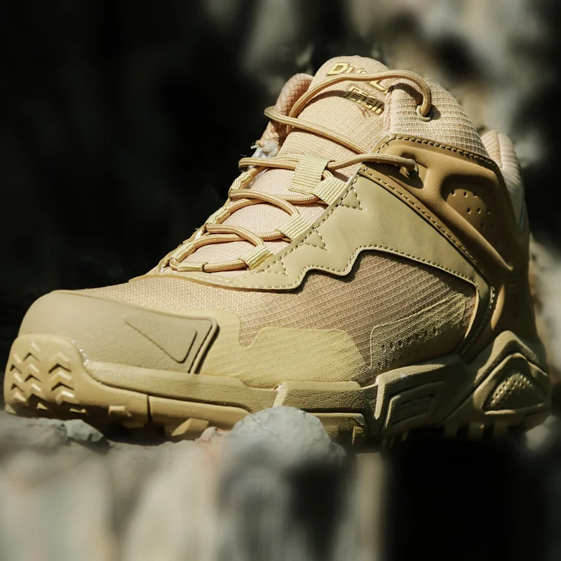 

Men's Lightweight Waterproof Camouflage Boots Army Fans Outdoor Training Climbing Hunting Camp Non-slip Military Tactical Shoes