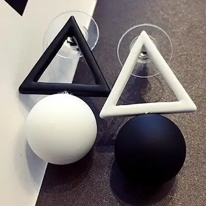 5612609670_1752615427