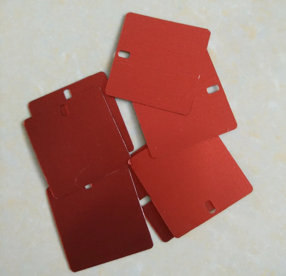

200pcs 29mm maple square, matte red