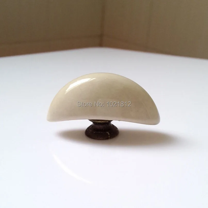 44mm Retro Crescent Light Grey Ceramic Knob Cupboard Closet
