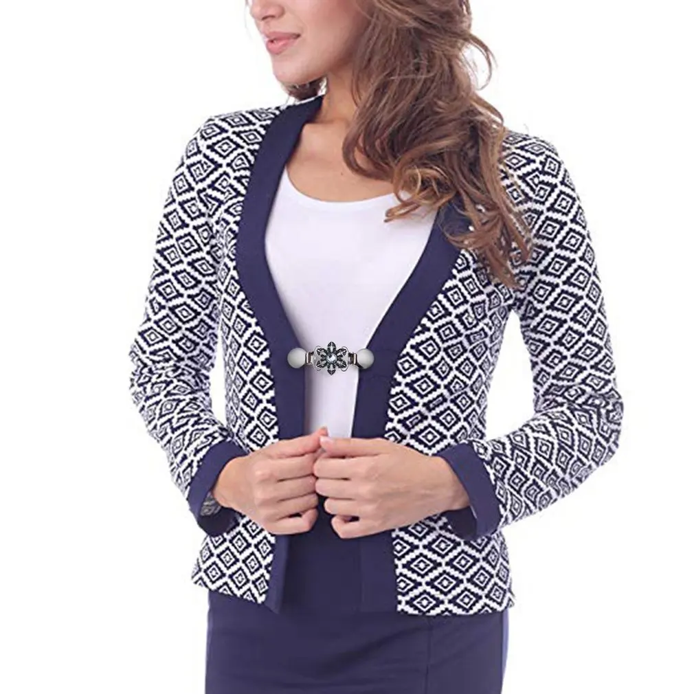 

BZ820 Exquisitely Designed Alloy Diamonds Women's Sweater Clip Cardigan Connection Buckle Collar Clip