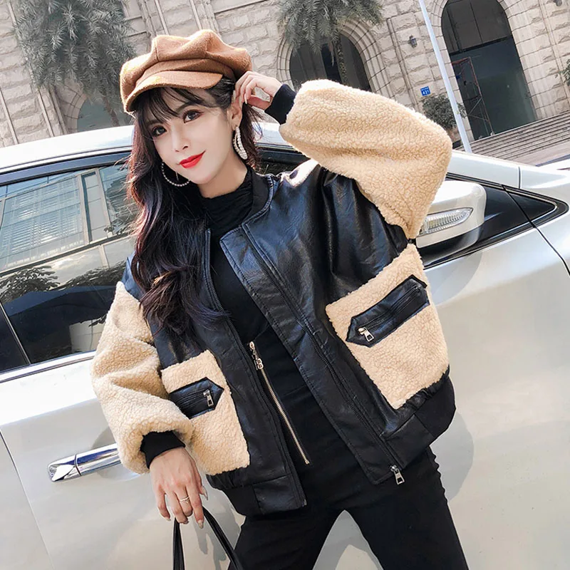 Кожаная куртка женская осенне-зимняя новая Корейская версия свободного уплотненного овечьей шерсти курточка-бомбер жакет; короткая