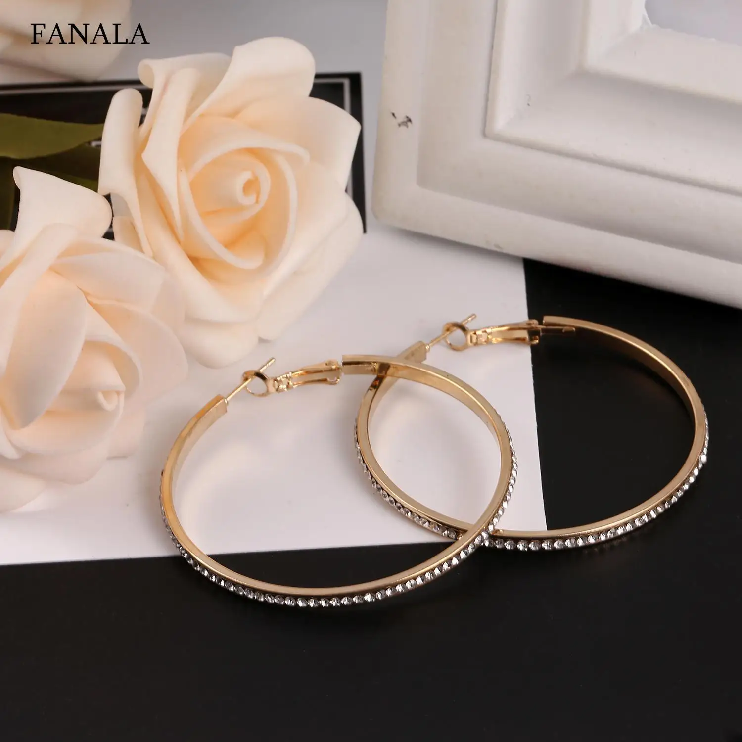 Fanala новые модные серебряные ювелирные изделия женские круглые серьги-обруч в форме Brincos модные свадебные украшения заводская цена Горячая