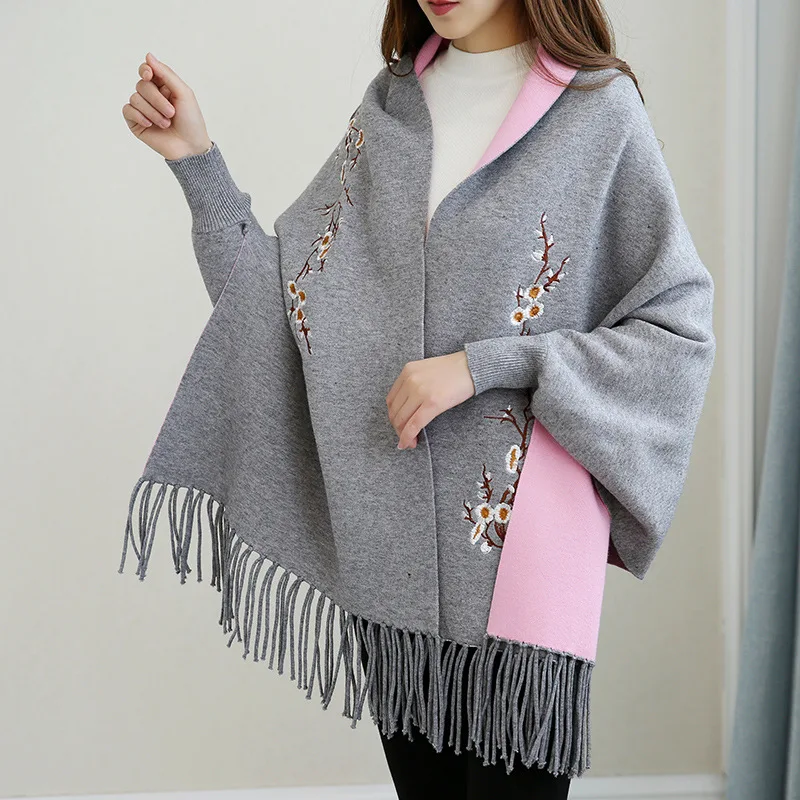 ポンチョ・ケープ Cape with Oversize Wool Scarf High Collar Wool Cape and Eco Leather / Women's Maxi Winter