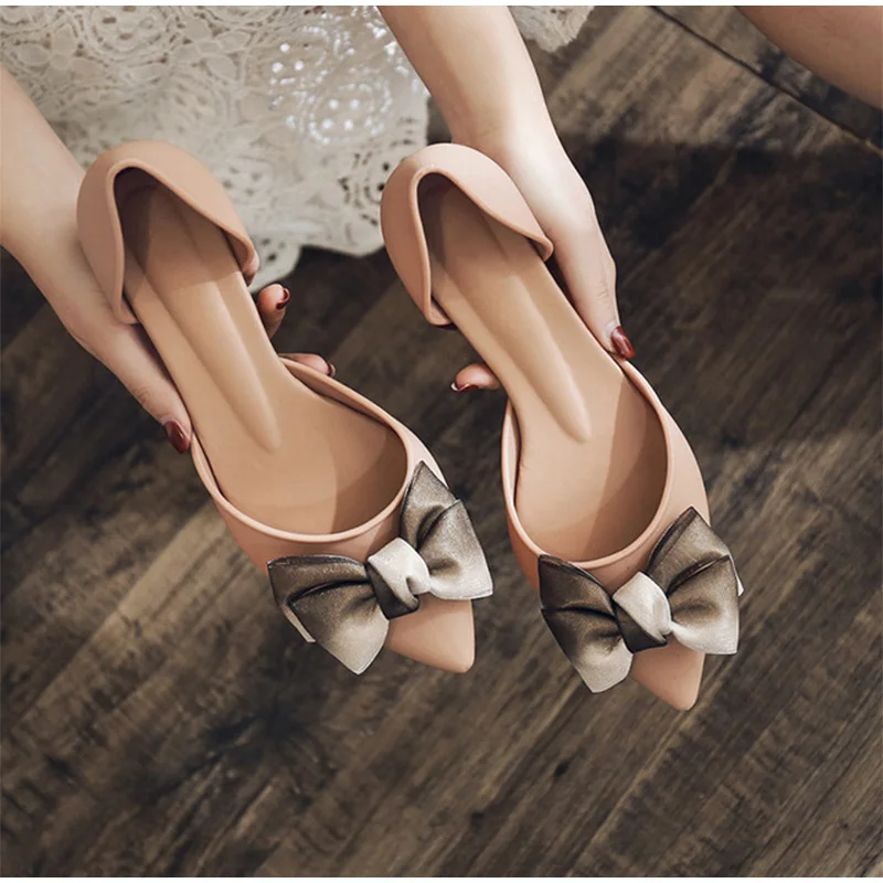 Осенняя женская обувь; туфли-лодочки без застежки с бантом; женские прозрачные туфли с острым носком; удобная женская обувь на среднем каблуке