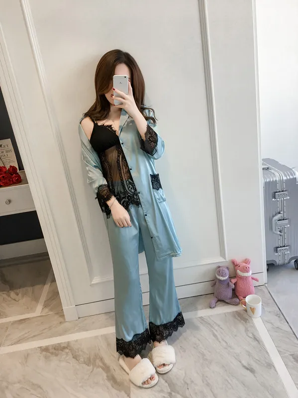 6987913291_1929359744
