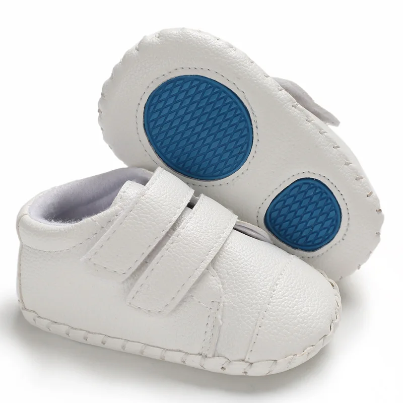 Новинка; спортивные кроссовки для новорожденных мальчиков и девочек от 0 до 18 месяцев; кожаные противоскользящие туфли для малышей; модная повседневная обувь