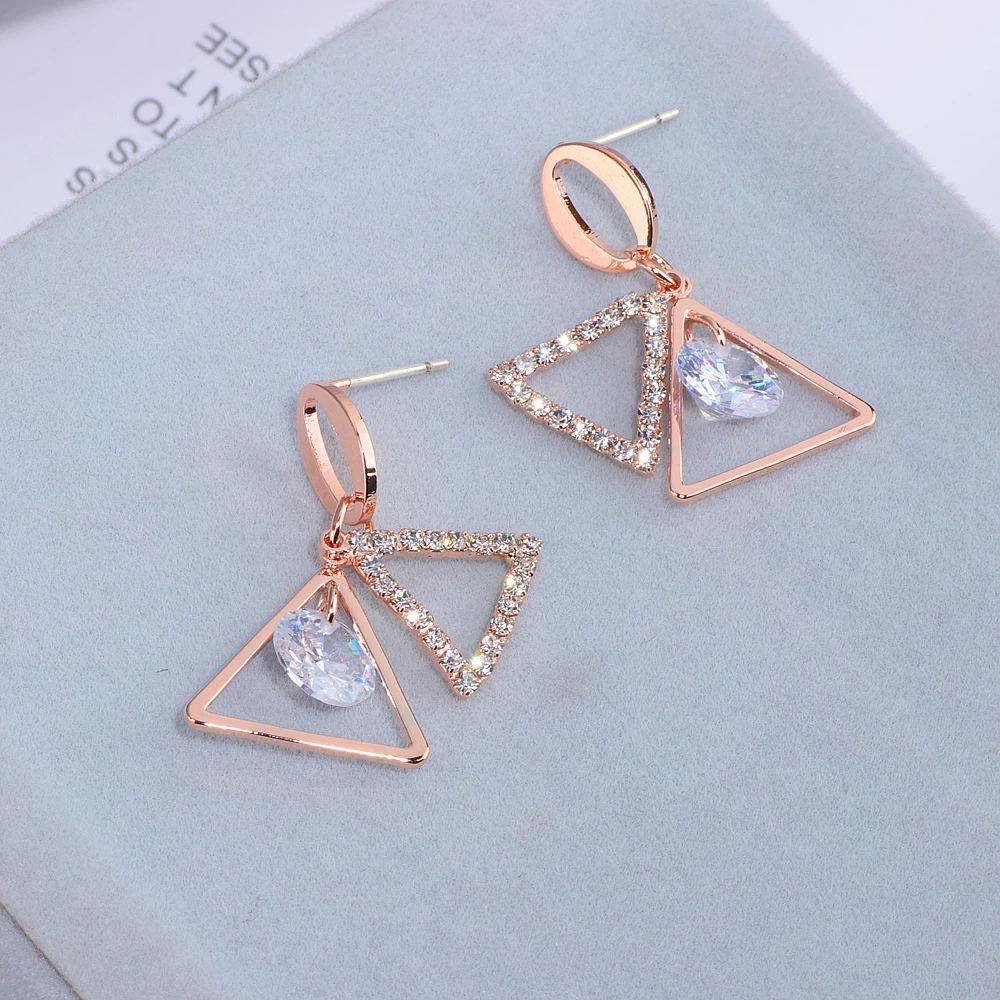 Новинка, элегантные серьги с треугольными кристаллами, розовое золото, роскошные серьги с кубическим цирконием AAA для женщин, женские ювелирные изделия WX202