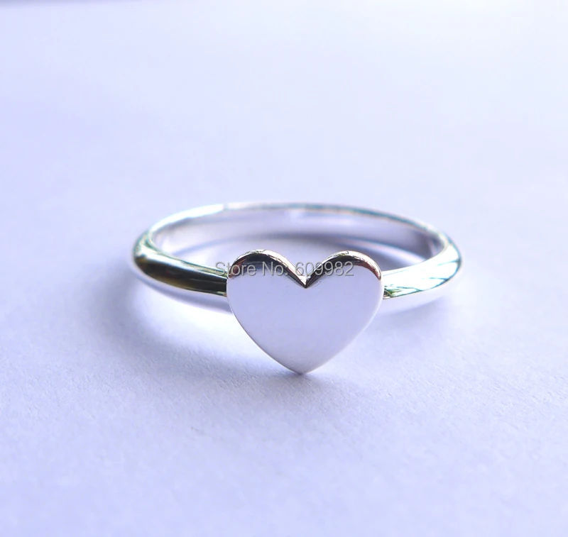 

Wellmade Solid Sterling Silve Heart Ring