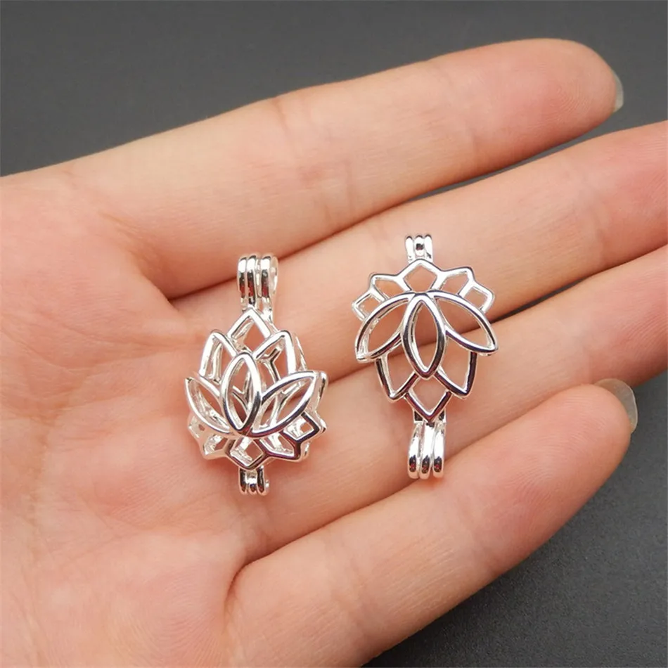 

10pcs bright silver lotus pearl necklace pendant, aroma oil diffuser adds your own pearl, stone makes it more attractive.