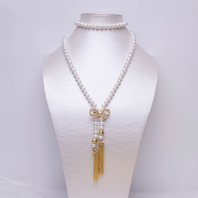 long real pearl necklace