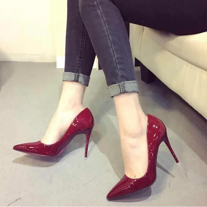 Женские туфли-лодочки с острым носком, модные тонкие туфли на высоком каблуке без шнуровки, женские туфли из лакированной кожи, женские свадебные вечерние модельные туфли - Цвет: Wine red 10cm