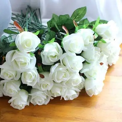 Umělé růže hedvábí řemeslné květiny Skutečné dotek květiny pro svatební vánoční výzdoba pokoje 7 Barva Levné Prodej 2015 nový styl