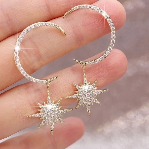

2019 Fashion New Earrings Temperament Personality Hipster Star Moon Exaggerated Crystal Ladies Gift Wholesale Earrings Trendy