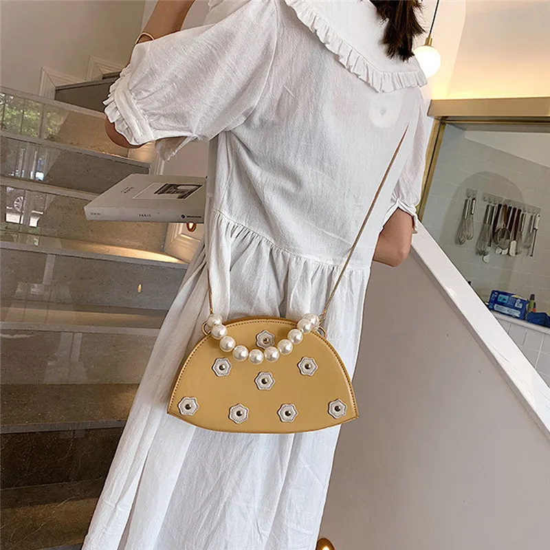 7 - QQQ90521089_1147113251925805381