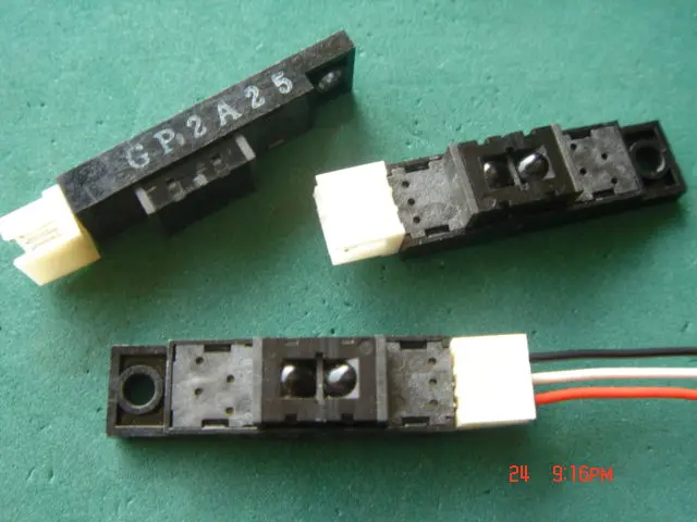 

GP2A25J0000F GP2A25 Detecting Distance : 1 to 9mm OPIC Output, Refl ective Photointerrupter with Connector