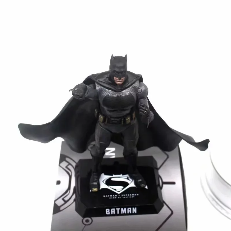  DC Comics Batman V Superman: Dawn of Justice Batman Action Figure DAH-001 1/9th Scale Beast Kingdom