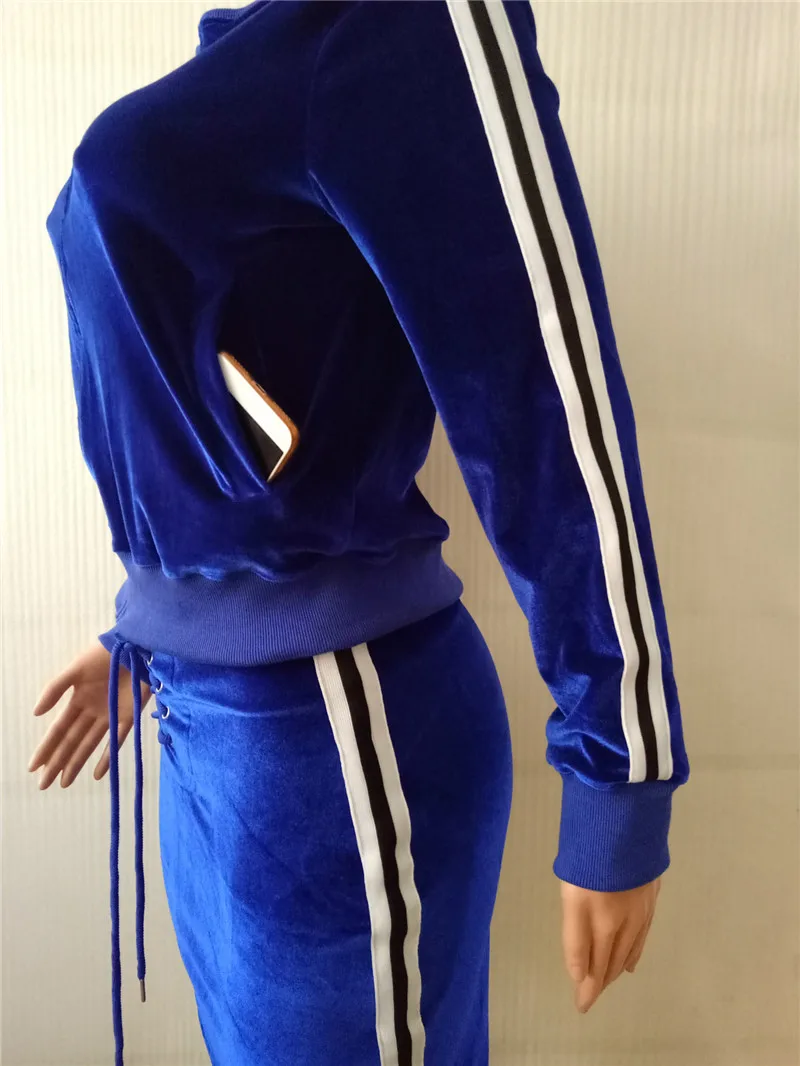 Синий бархатный спортивный костюм для женщин, Осень-зима, комплект из двух частей с юбкой, куртка на молнии, топ и мини-юбка, спортивная одежда для бега, костюм для отдыха