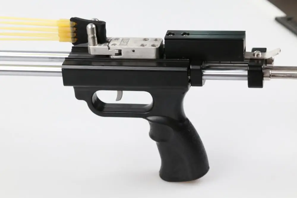 Стреляющие дротиками трость. Увыш-3 (пневматический газобаллонный метатель. Ружье с транквилизатором для животных. Дистанционный инъектор вп 01. С лазерн.