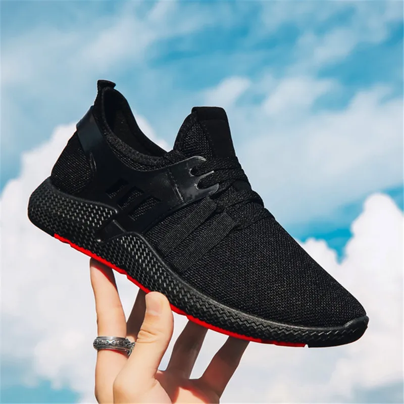 

New Mesh Men's Casual Shoes Lightweight Breathable Soft Bottom Walking Shoes Tennis Shoes Fashion Comfortable Sports Shoes Men