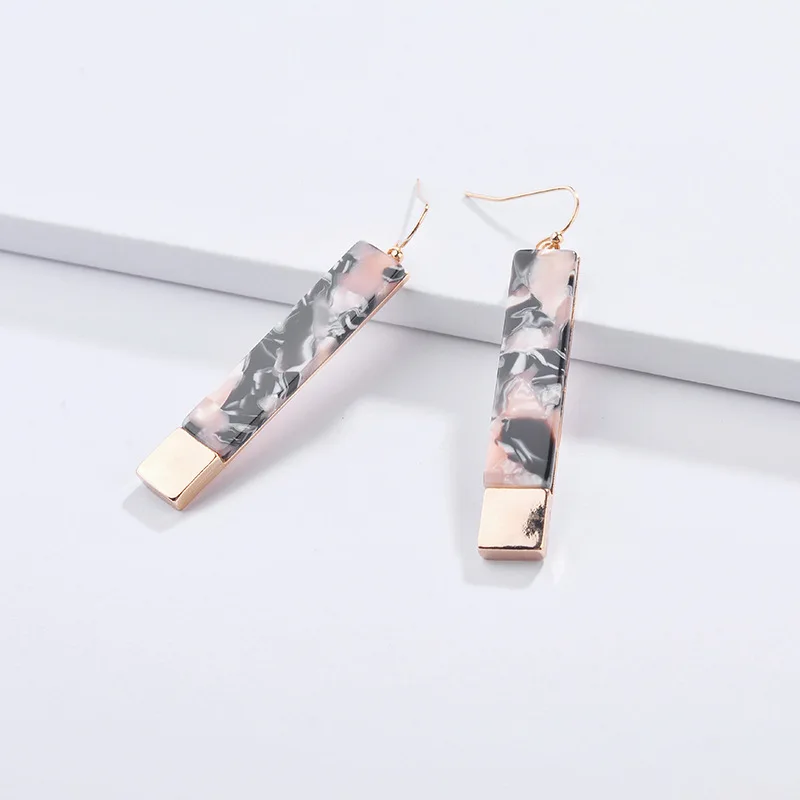 

Leopard Print Acrylic Acetic Acid Drop Earrings for Women Girl Personality Simple Geometric Pendant Earrings Oorbellen