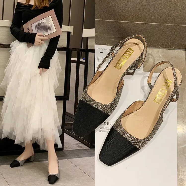 

Korean version of the new 2019 summer shallow mouth hollow high heels fashion color matching comfortable square with high heels.