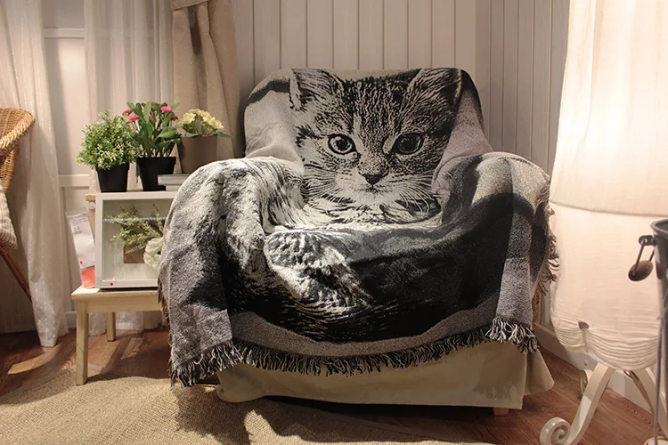 

cat dog carpet peacock Bohemian Cotton Throw blanket Sofa TV Thread Blanket decorative slipcover on Sofa/Bed/Plane Travel Plaids