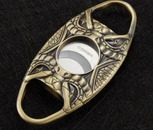 High Grade Metal Animal Pattern Carved Cigar Cutter Copper/Silver Send At Random New Cigar Guillotine Cigar Cutter Gift LFB410
