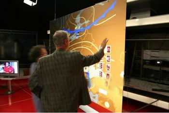

DefiLabs XTA Series 4K type 20 points 42" USB Connect Interactive Touch Foil for touch table