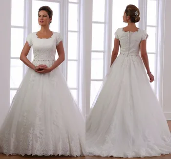 

Ball Gown Modest Wedding Dresses With Short Sleeves Vintage Princess Beaded Belt Rustic Bridal Gowns Church Wedding Gowns 2019