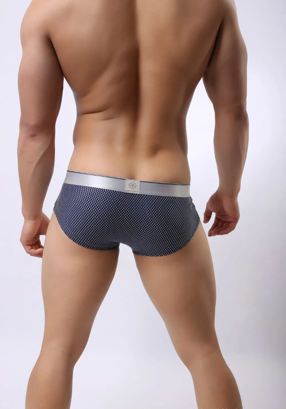 B1152gray6