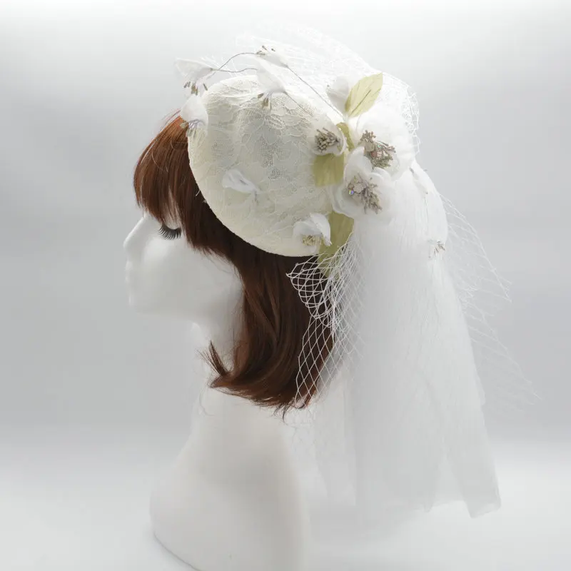 

2019 Luxury Long White Mesh Mini Wedding Hat Forest Flower Fairy Bride headwear Vintage Flower Veil Fascinator Hair Accessories