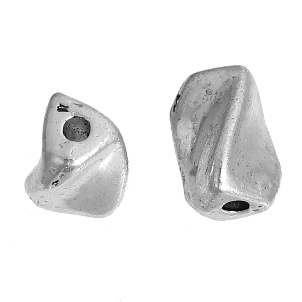 DoreenBeads, цинковый сплав, античное серебро, Чеканные бусины-разделители, скрученные треугольные призмы 6 мм x 5 мм, Отверстие: Приблизительно 1,6 мм, 50 шт