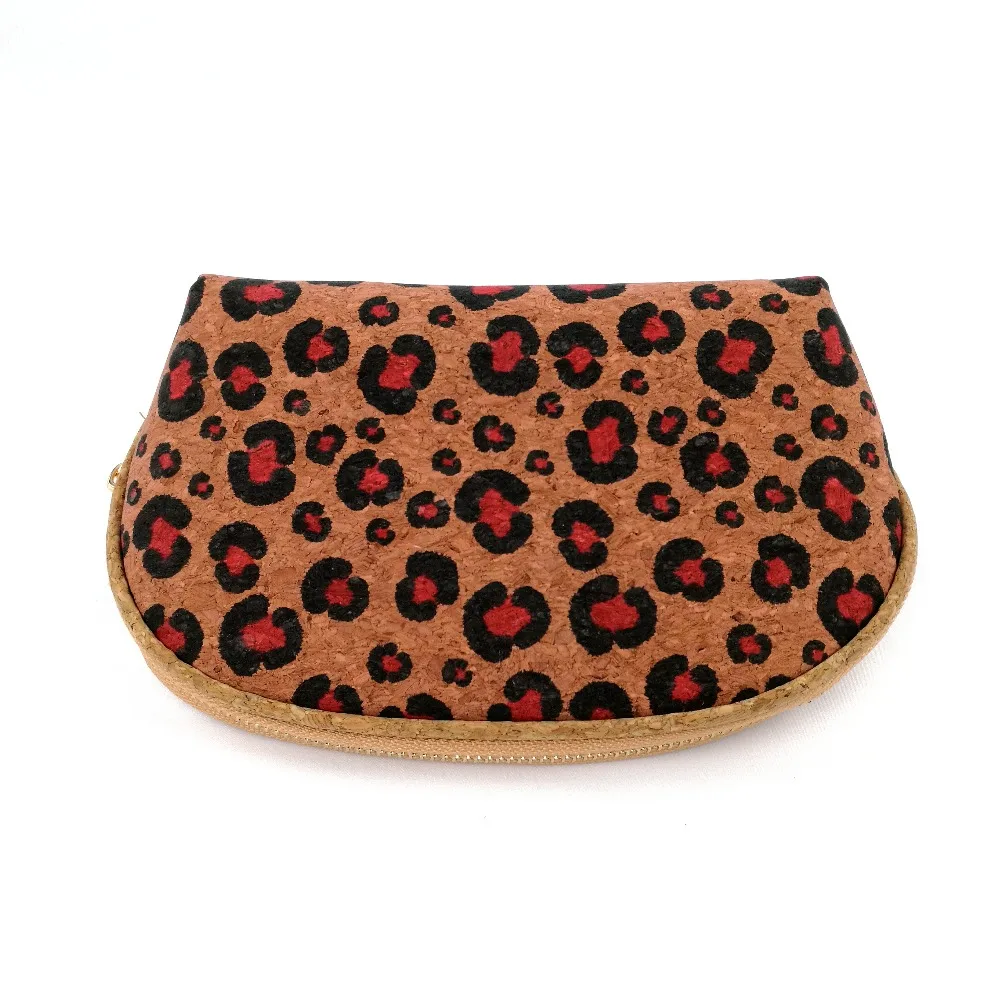 Leopard cosmetic bag 01