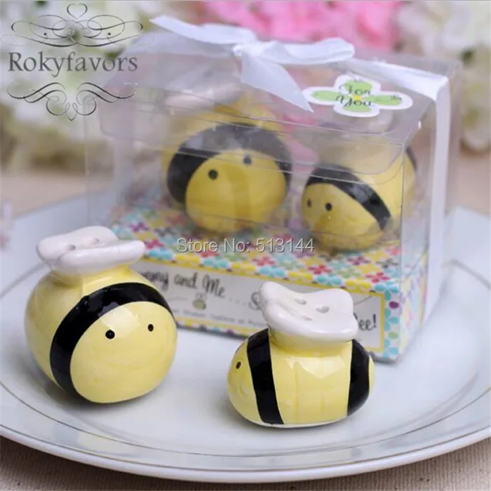 honey bee salt and pepper shaker04